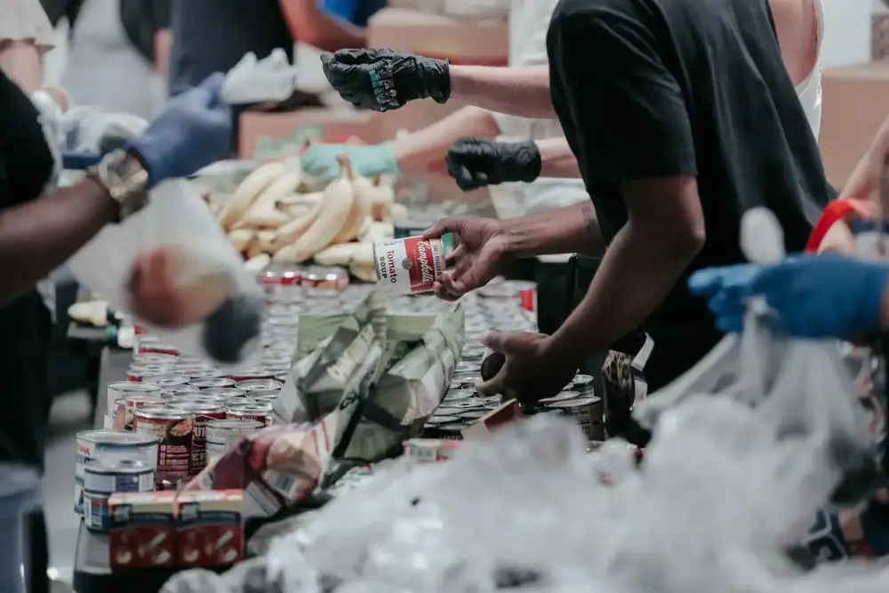 voluntarios de Cáritas